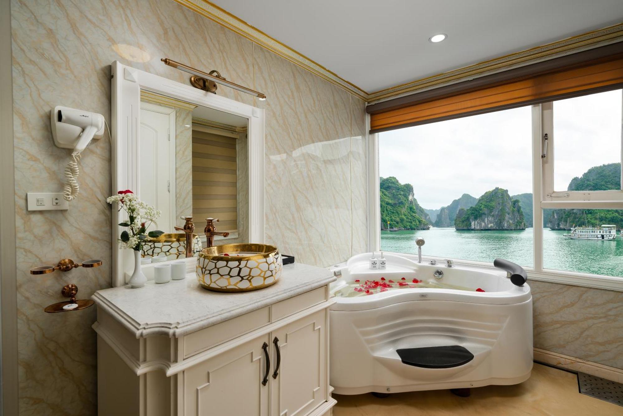 Hotel Halong Aquamarine Royal Cruise Ha Long Exteriér fotografie